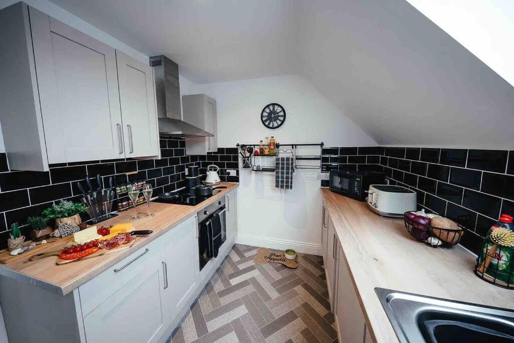 Boho Loft In Somerset - Private Parking Radstock Kültér fotó